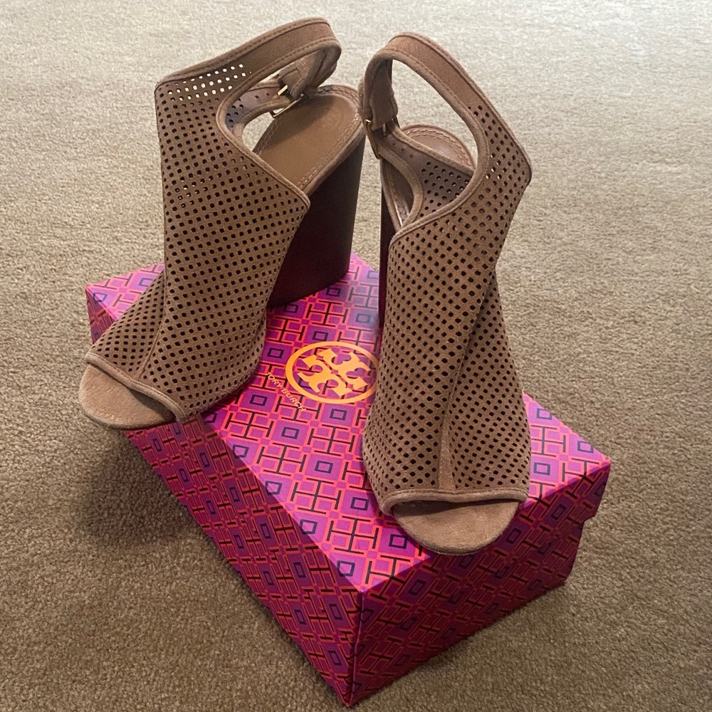 Tory Burch Women's Leather Brown Peep-Toe Heels 10.5